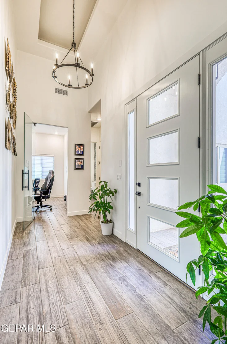 Photo of 5620 RIVER RUN Street