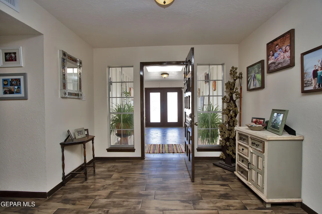 Photo of 516 QUERETARO Drive