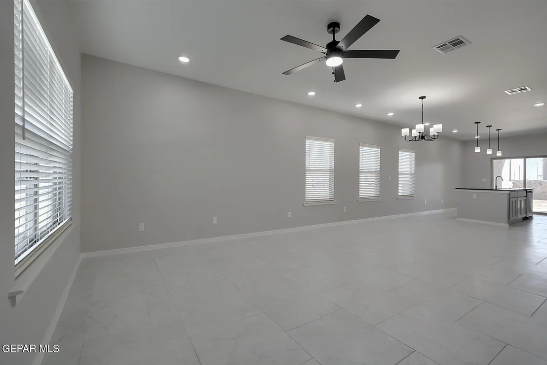 Photo of 13865 Summer Wave Avenue