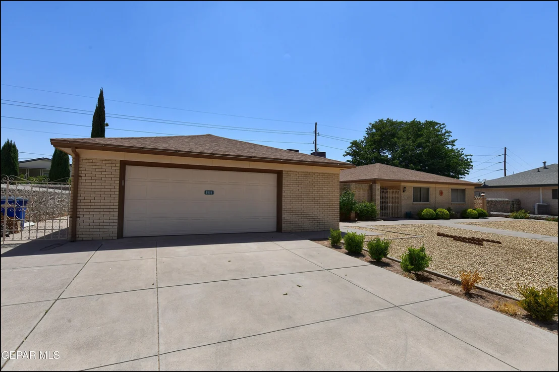 Photo of 8904 METTLER Drive