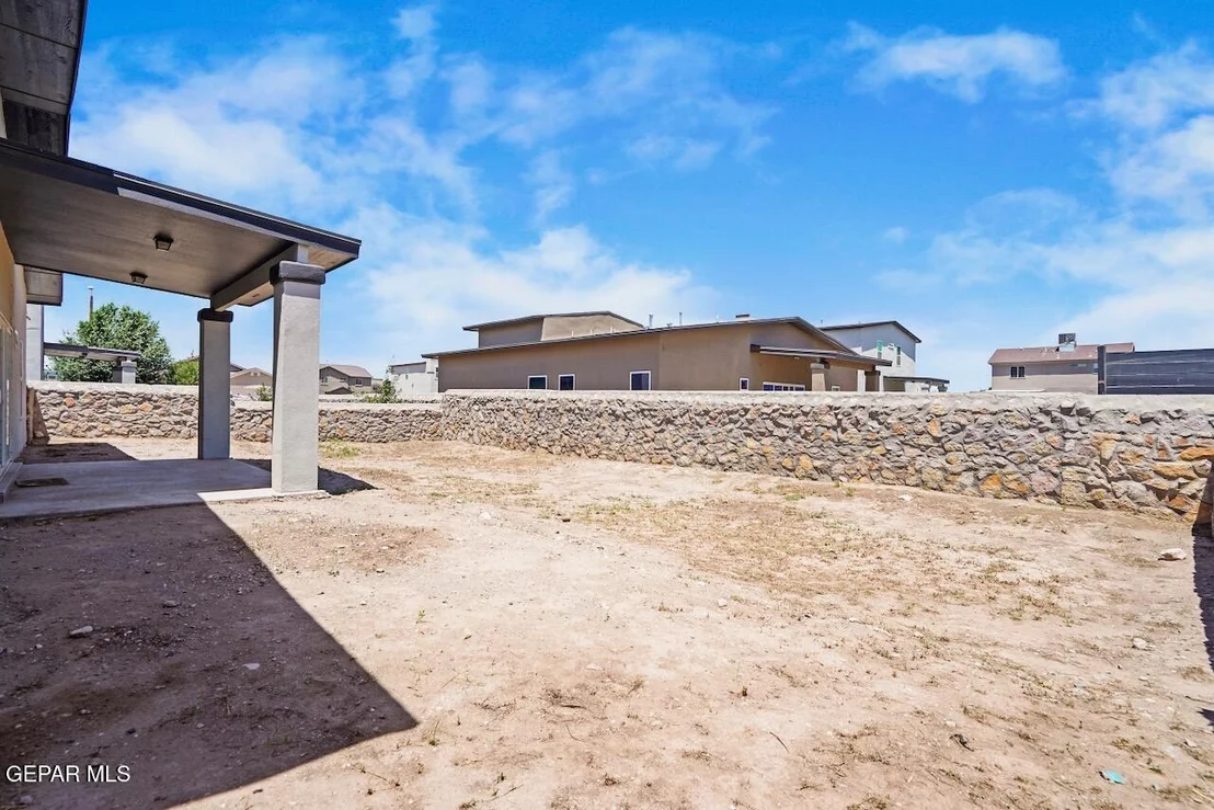 Photo of 965 CROOKED RIVER Drive