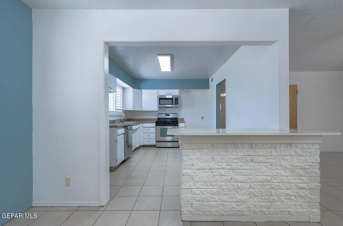 Photo of 1210 CAPER Road