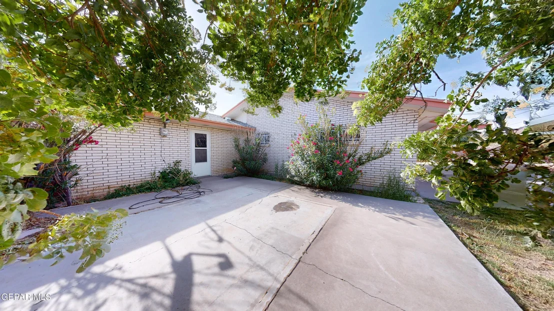 Photo of 6605 MORNINGSIDE Circle