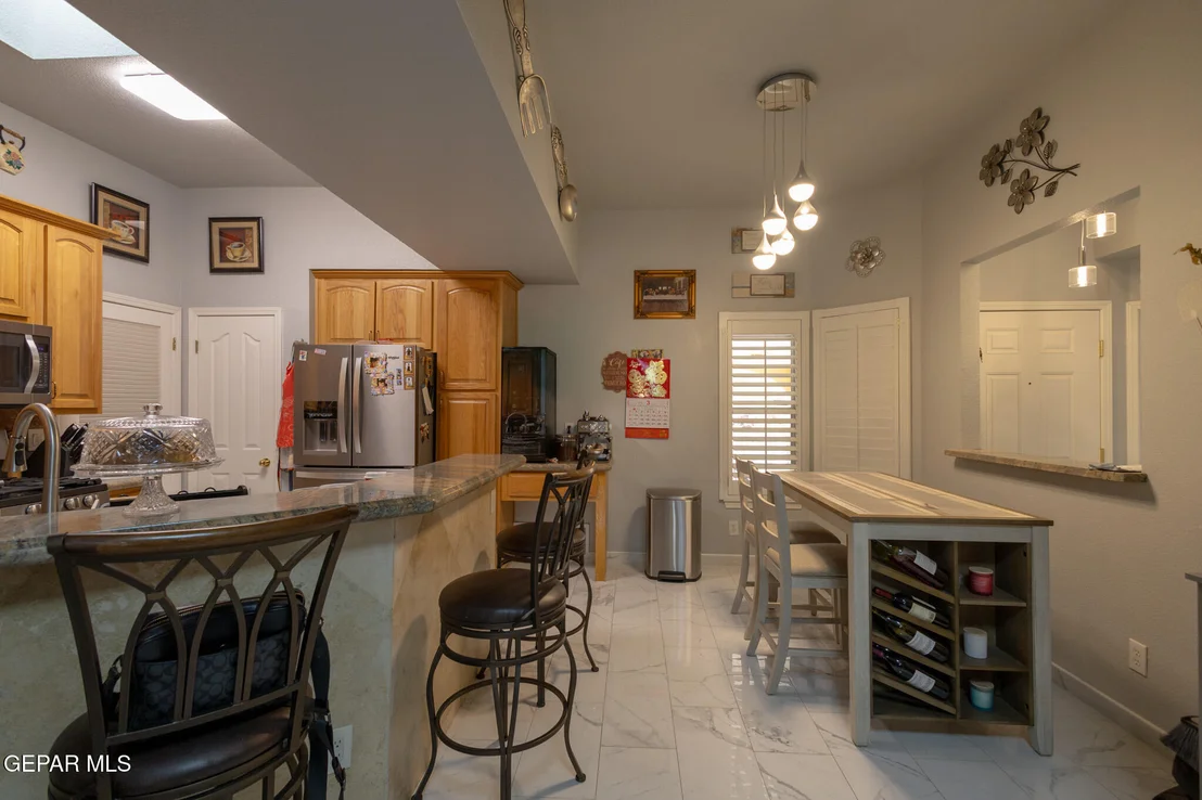 Photo of 6124 RIVER PARK Place