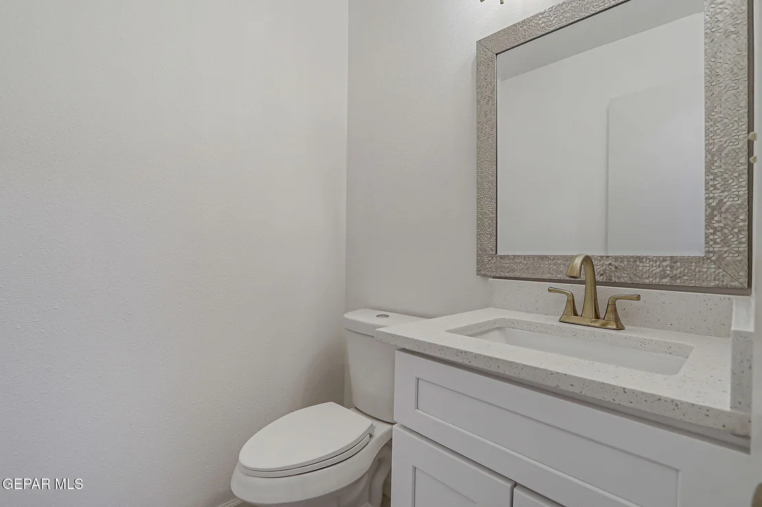 Photo of 836 ESPOLON Drive