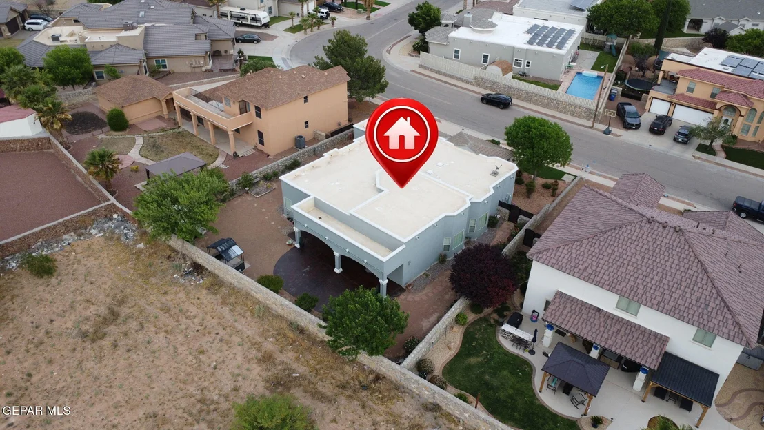 Photo of 12917 FIRE FIGHTER Drive