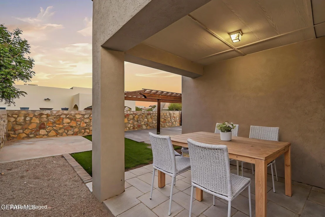 Photo of 932 PENRITH Street
