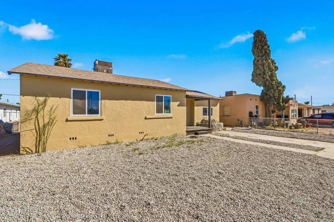 Photo of 228 WOOLDRIDGE Drive