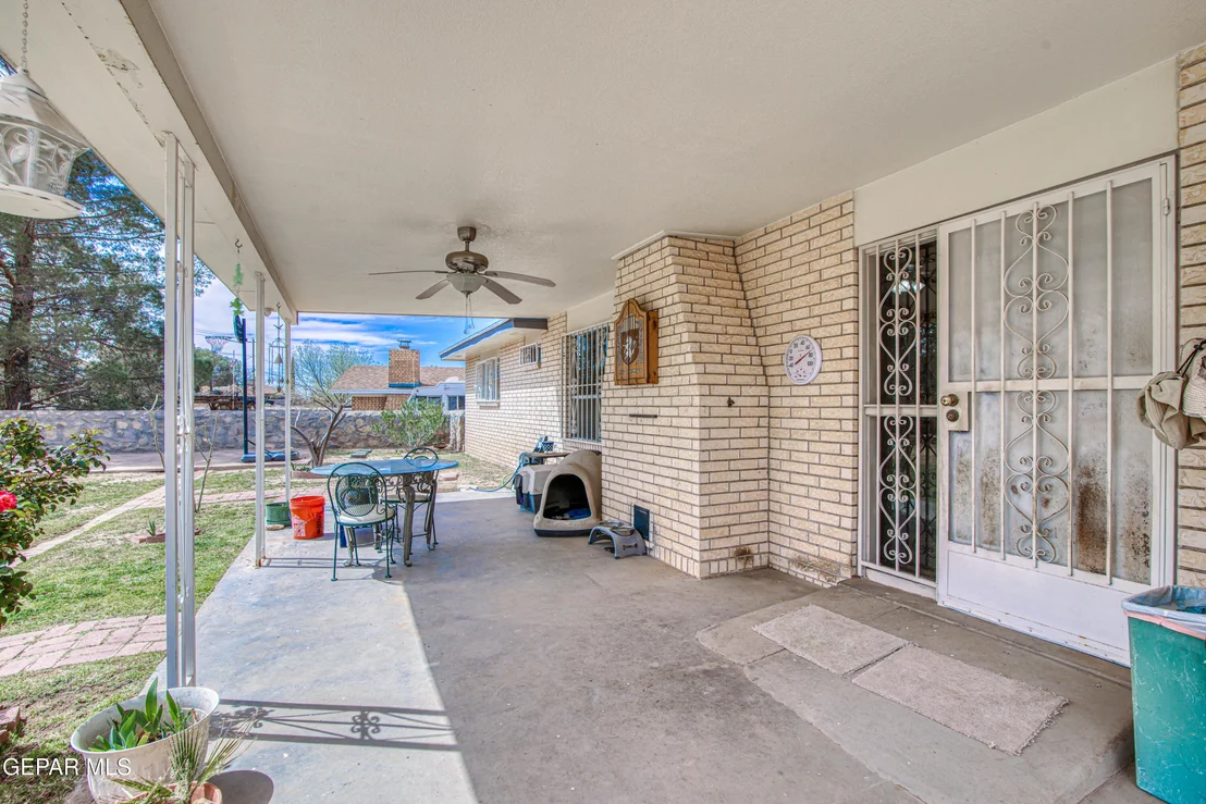 Photo of 7140 Ramada Drive