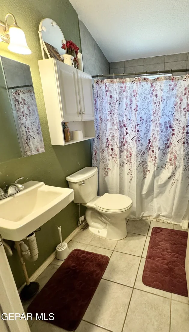 Photo of 6696 Tiger Eye Drive
