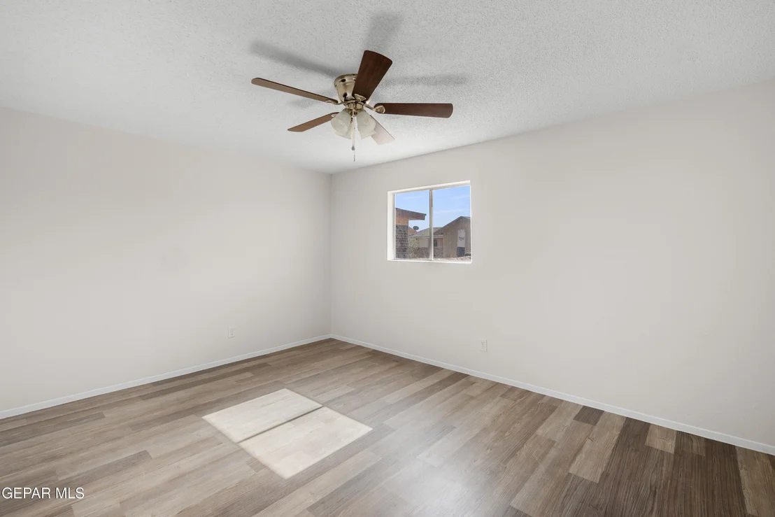 Photo of 9846 GIFFORD Drive