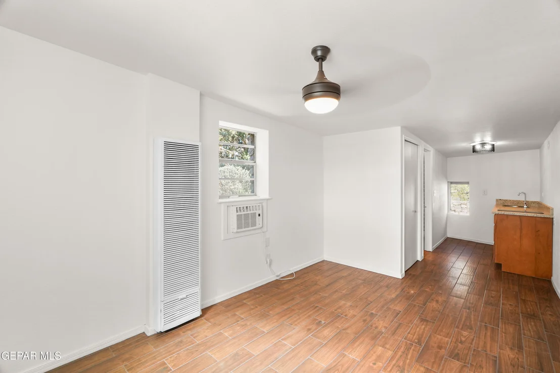 Photo of 1019 KELLY Way