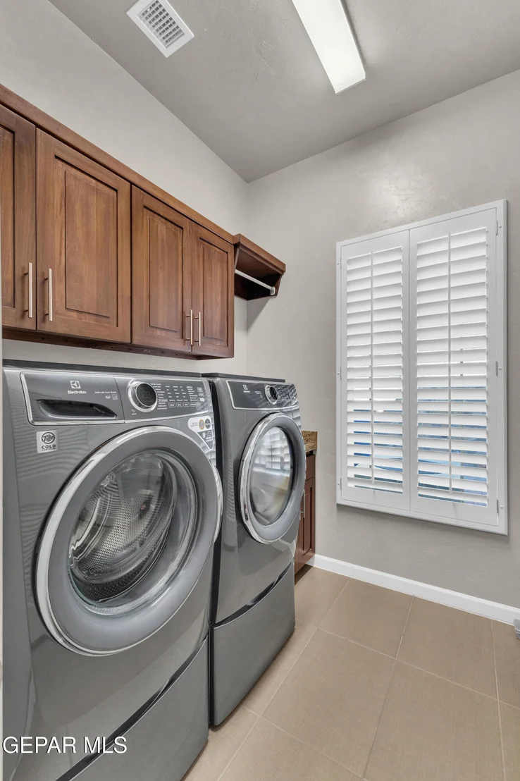 Photo of 1695 OPTIMA Way