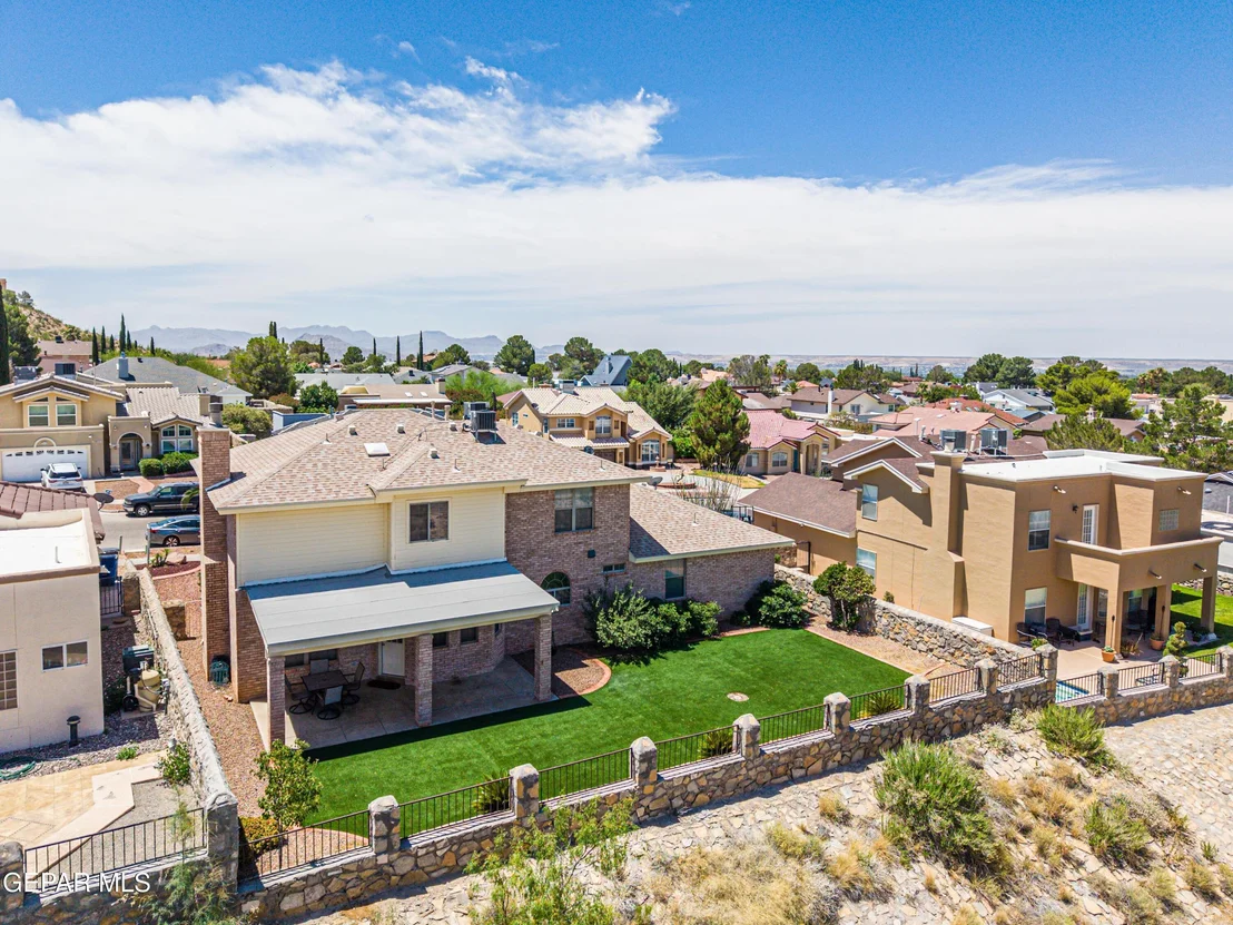 Photo of 6617 Isla del Rey Drive