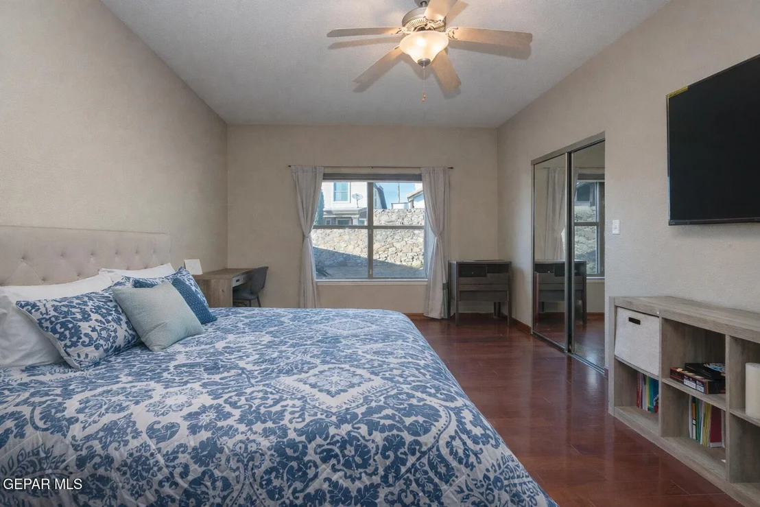 Photo of 253 NORTHBROOK Court