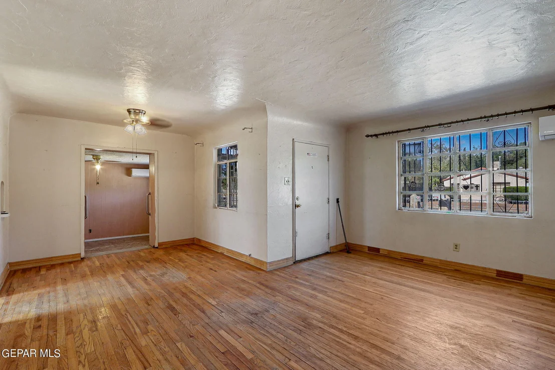 Photo of 8056 Carpenter Drive