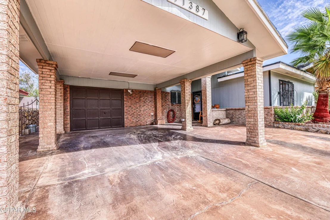 Photo of 11387 BEACH FRONT Drive
