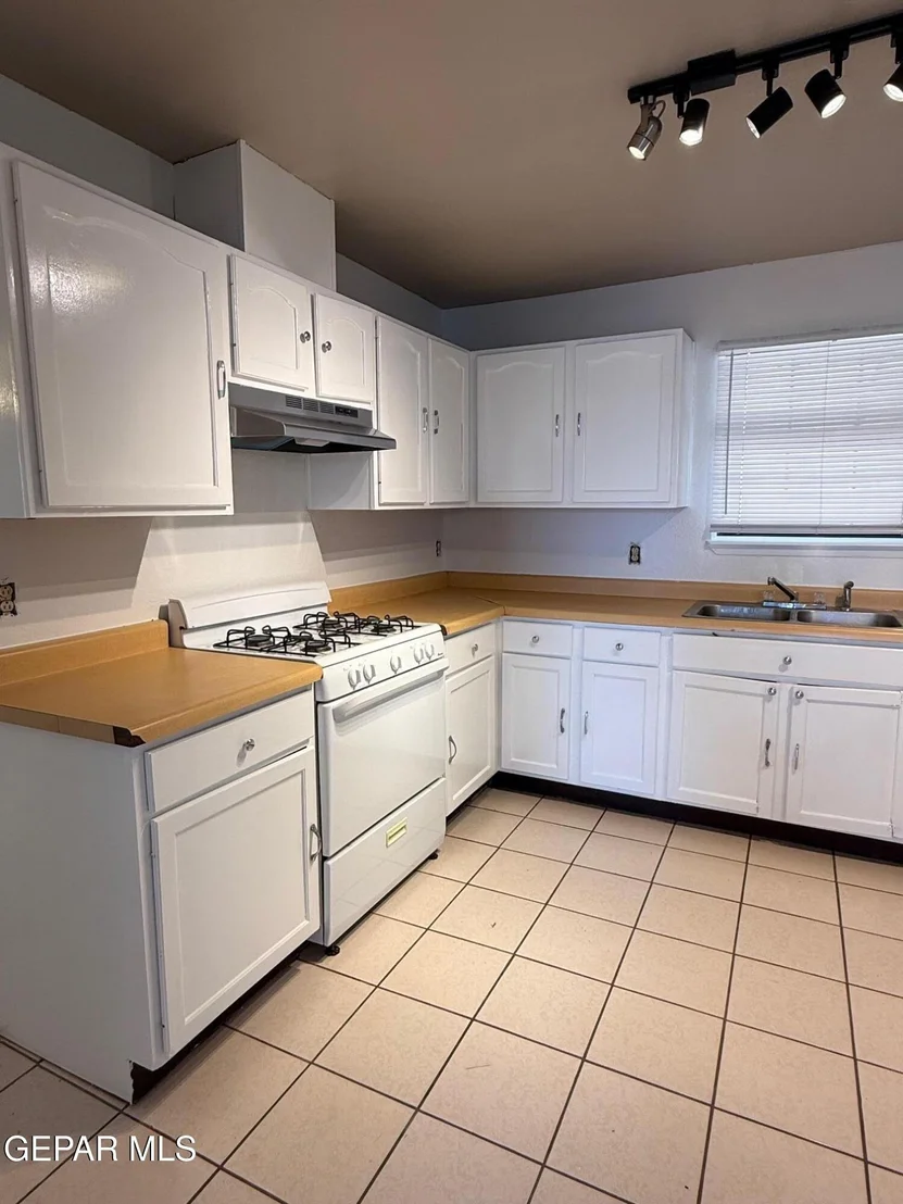 Photo of 13373 Greendale