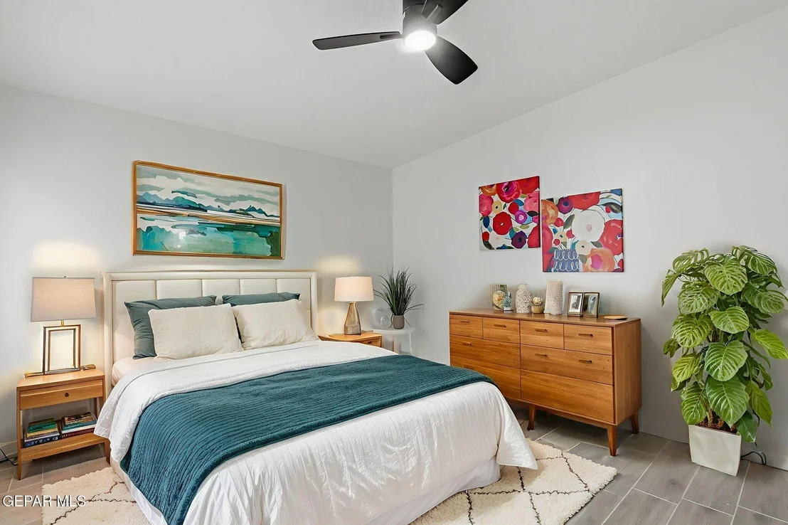 Photo of 113 W POINT Drive
