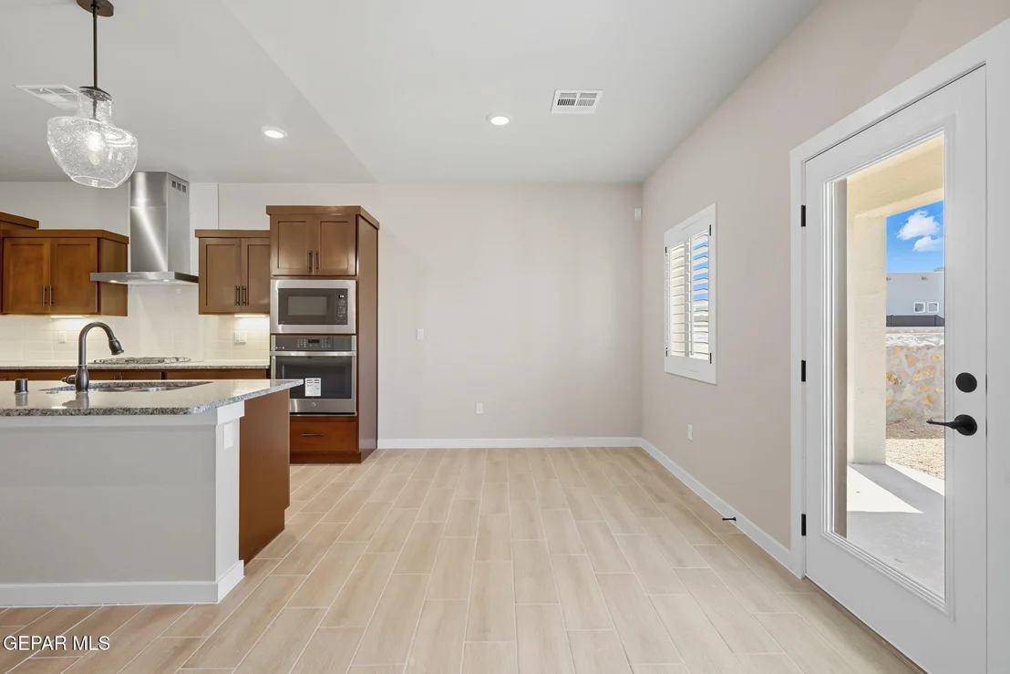 Photo of 917 Pettus Place