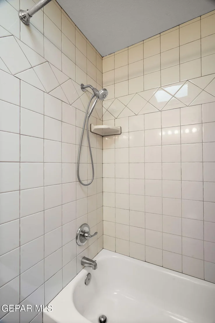 Photo of 3405 MOONLIGHT Avenue