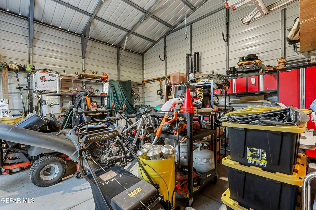 Photo of 717 LIVE OAK Drive