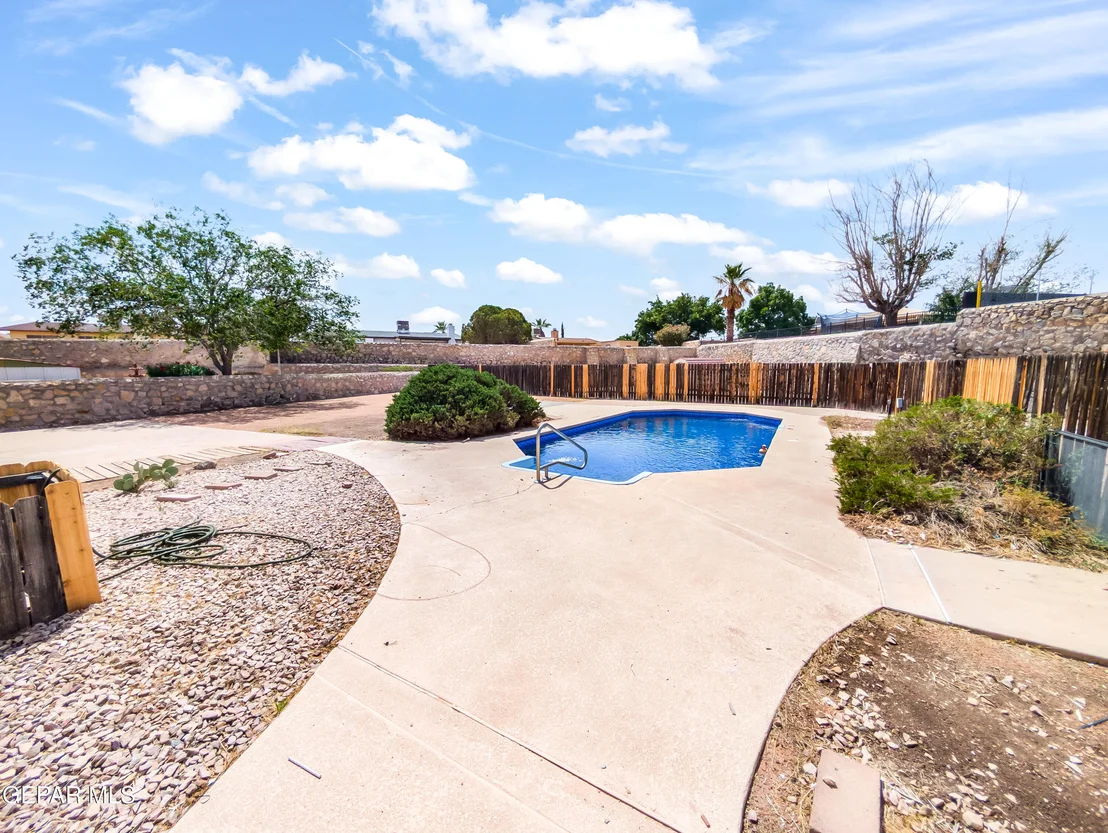 Photo of 3425 Dialrock Lane