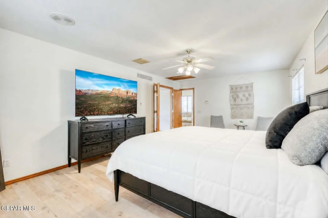 Photo of 6617 Isla del Rey Drive