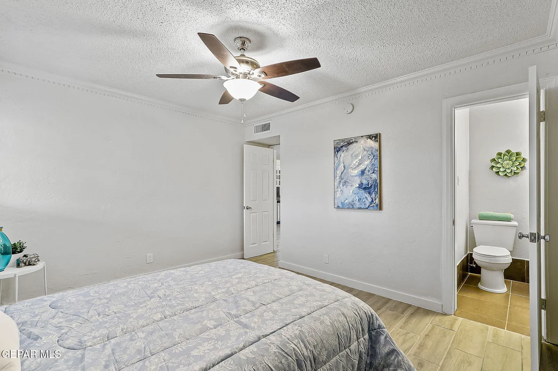 Photo of 220 Carnival Drive