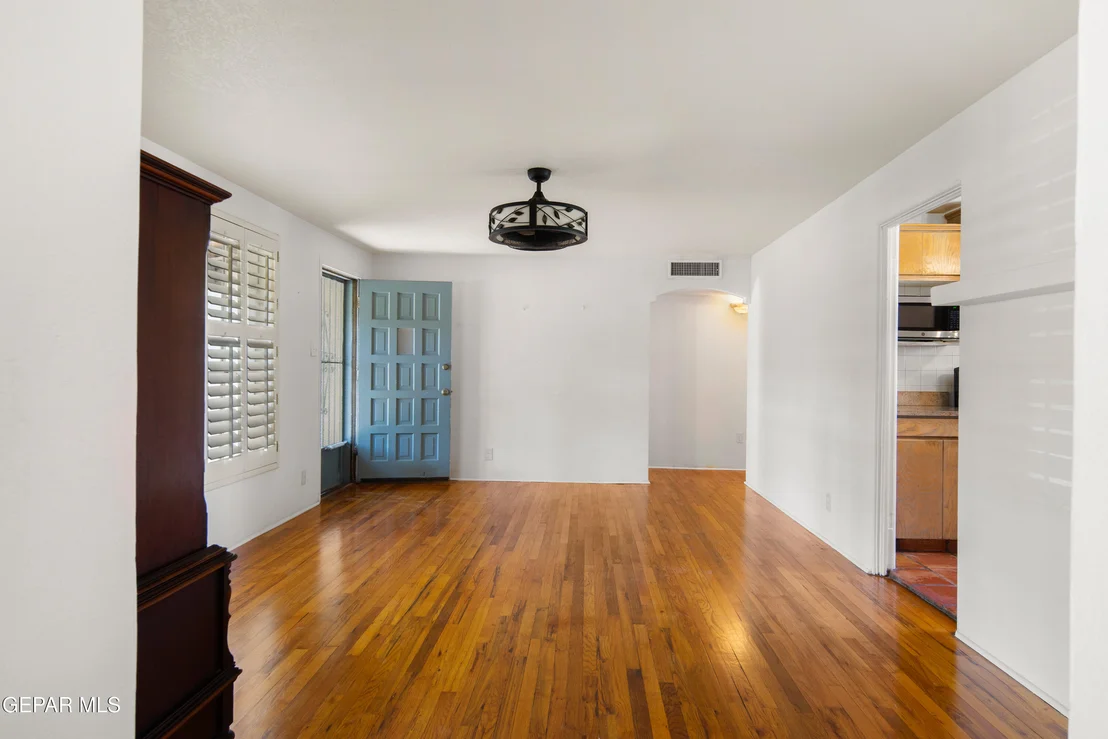 Photo of 209 HERMOSA Lane