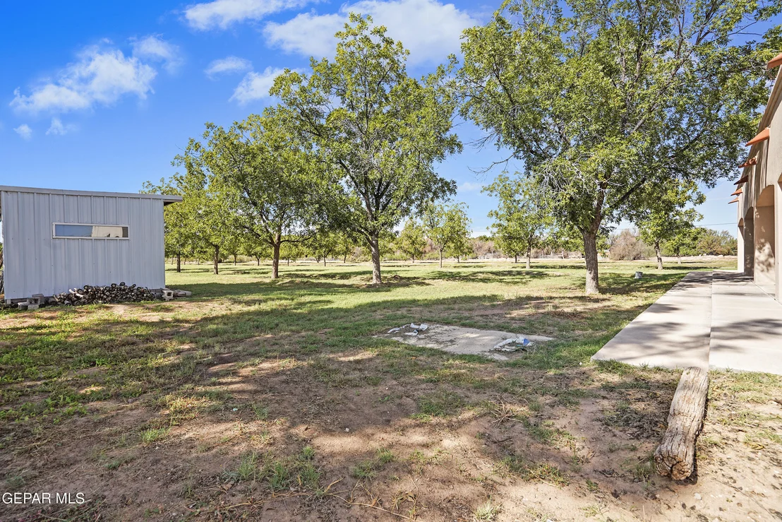 Photo of 300 RUFFIAN Way