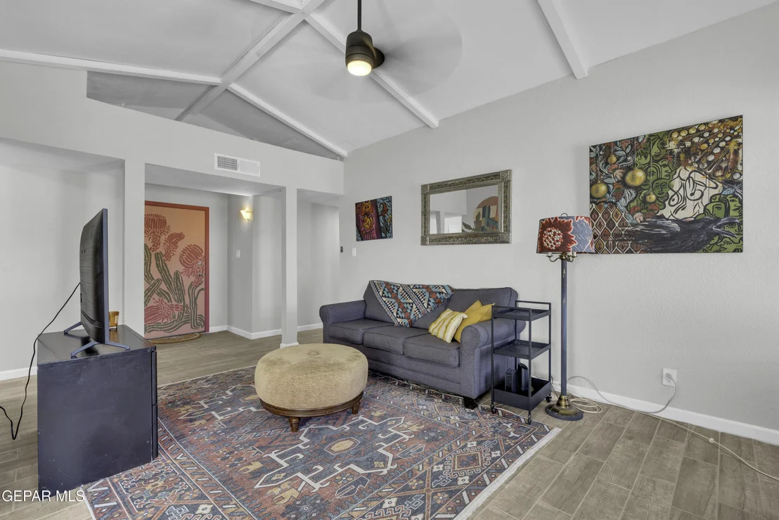 Photo of 10152 RACOON Drive