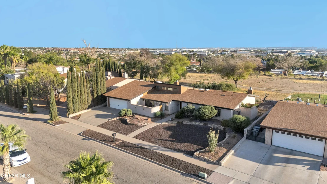 Photo of 1621 TOMMY AARON Drive