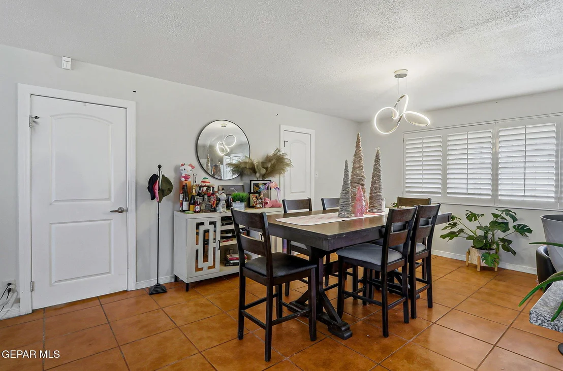 Photo of 10101 CHINABERRY Drive