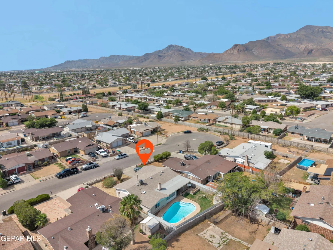 Photo of 5009 MCCORMICK Lane