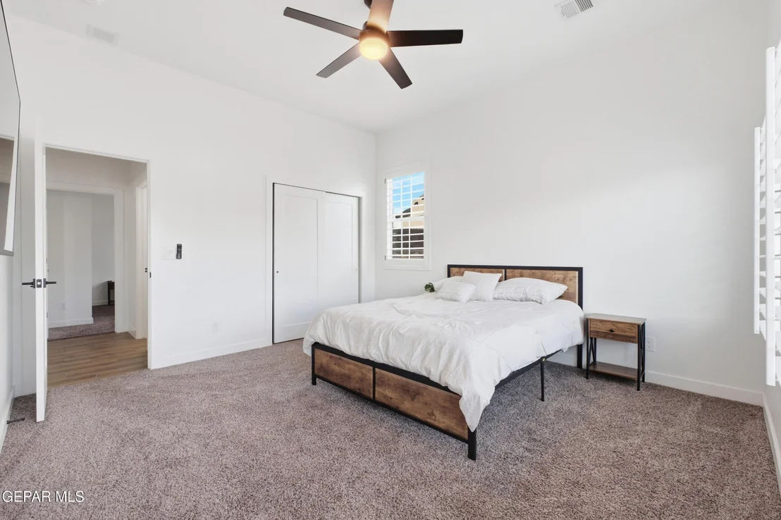 Photo of 889 Kirkby Way