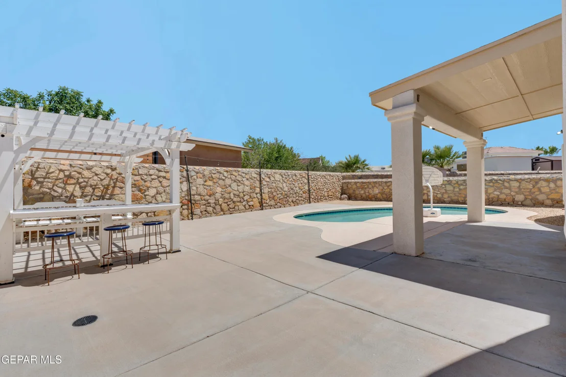 Photo of 3040 STORMY POINT Drive