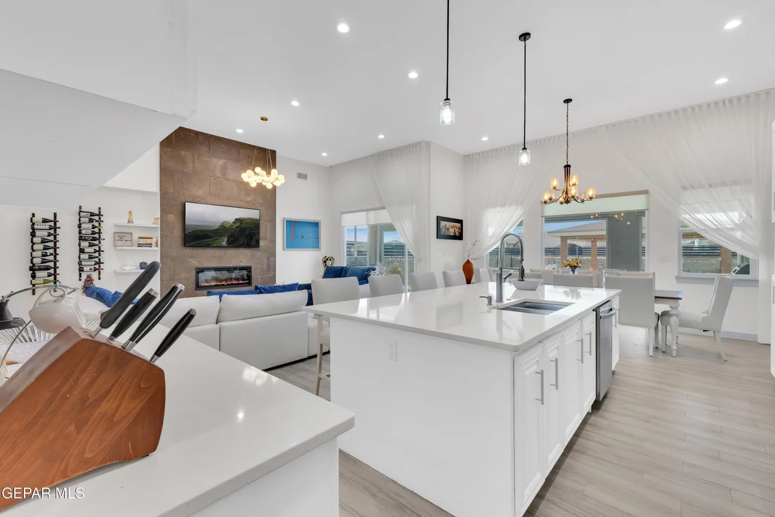 Photo of 304 Rio Pinsaqui Court