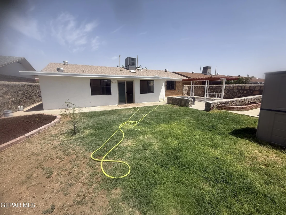 Photo of 5744 Longview Circle