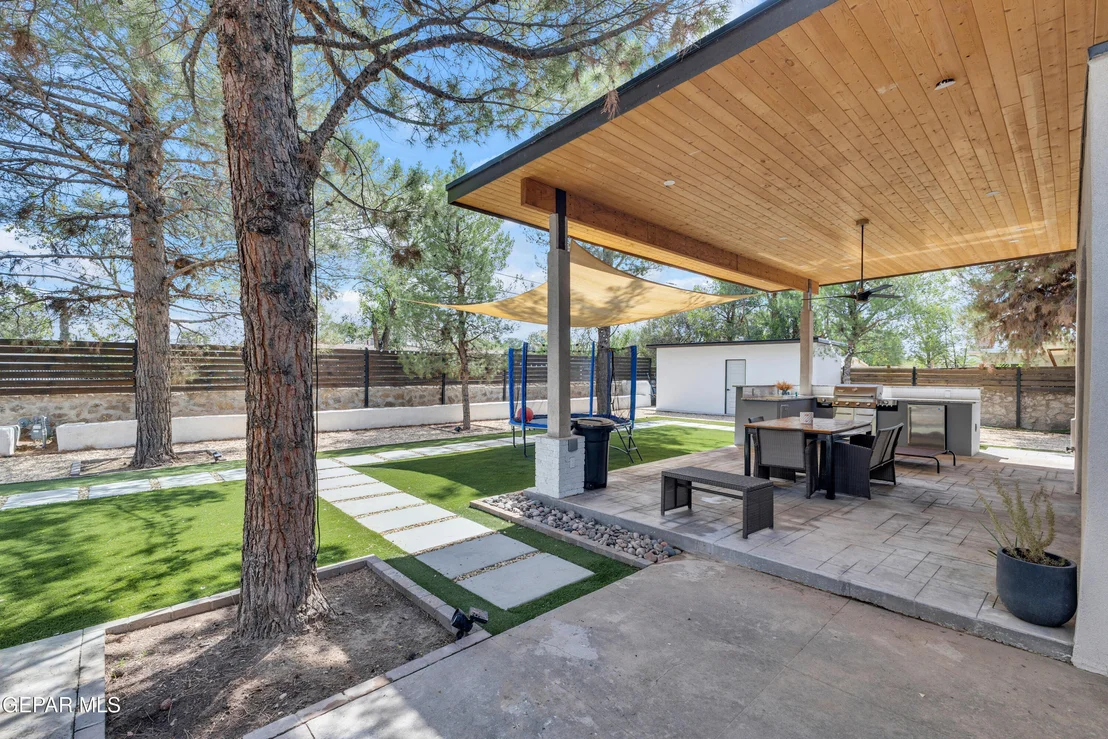 Photo of 308 Bird Avenue