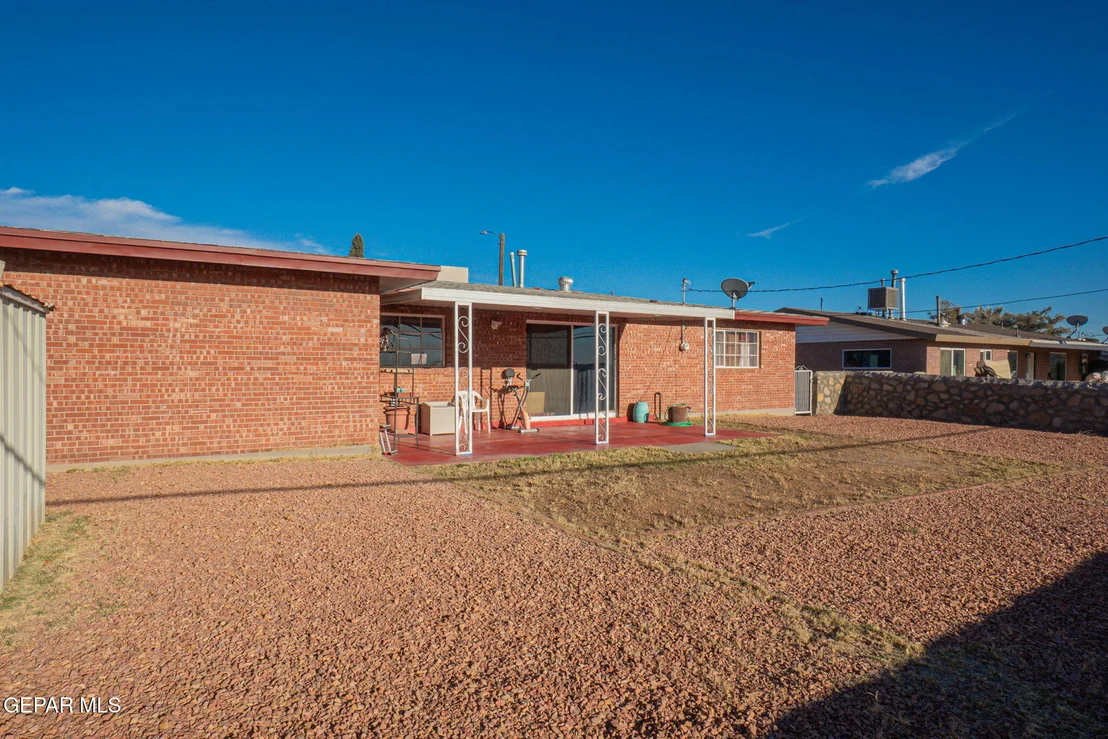 Photo of 6049 ISABELLA Drive