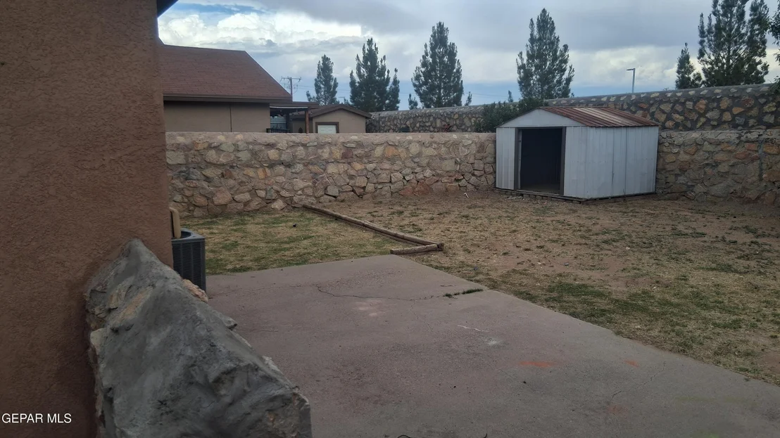 Photo of 11940 JIM WEBB Drive