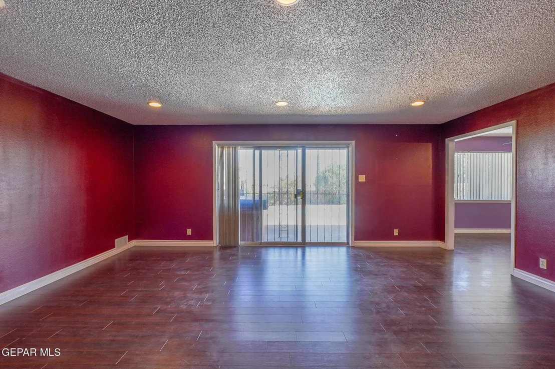Photo of 8706 Marble Drive