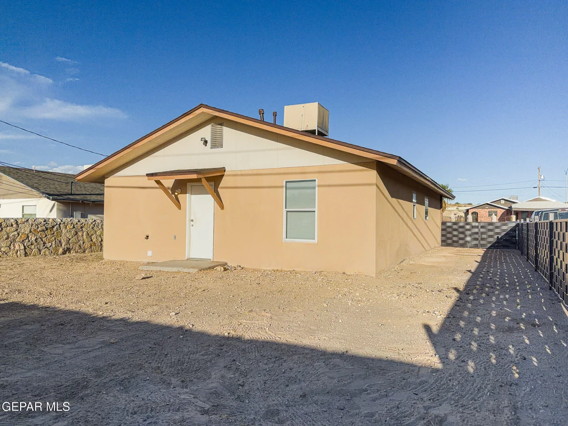 Photo of 441 REILLY Lane