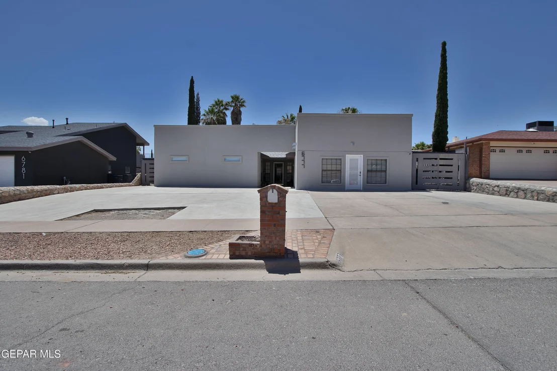 Photo of 6777 Villa Hermosa Drive