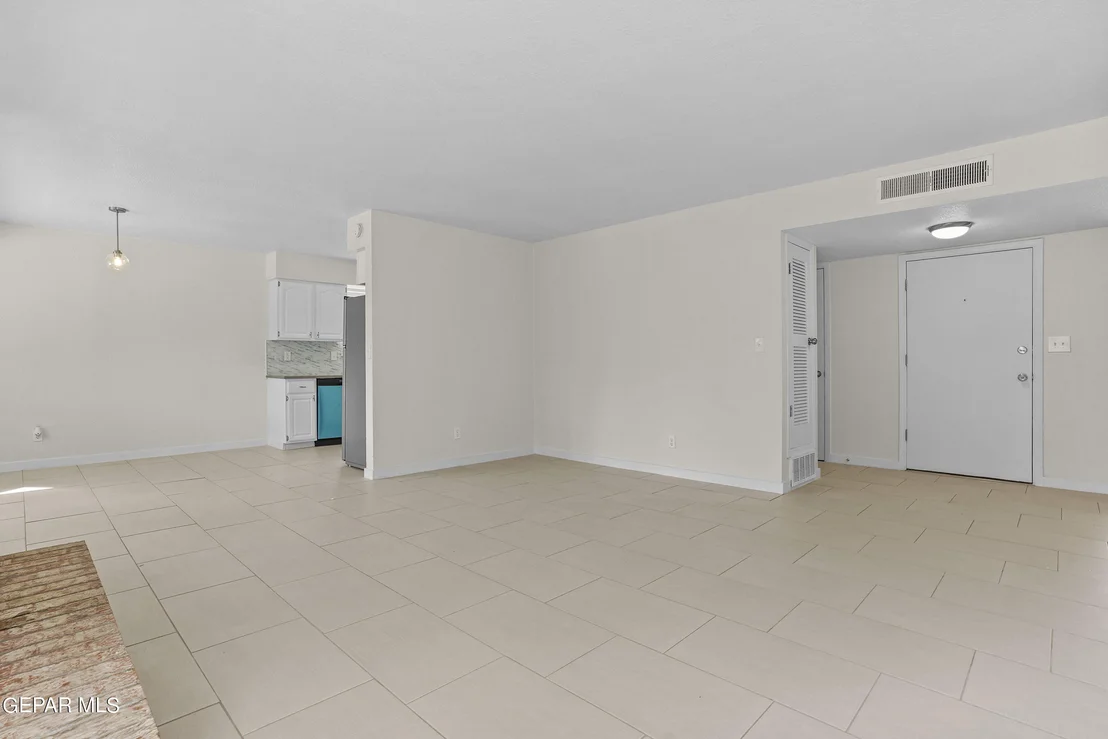Photo of 936 ONEIDA Drive