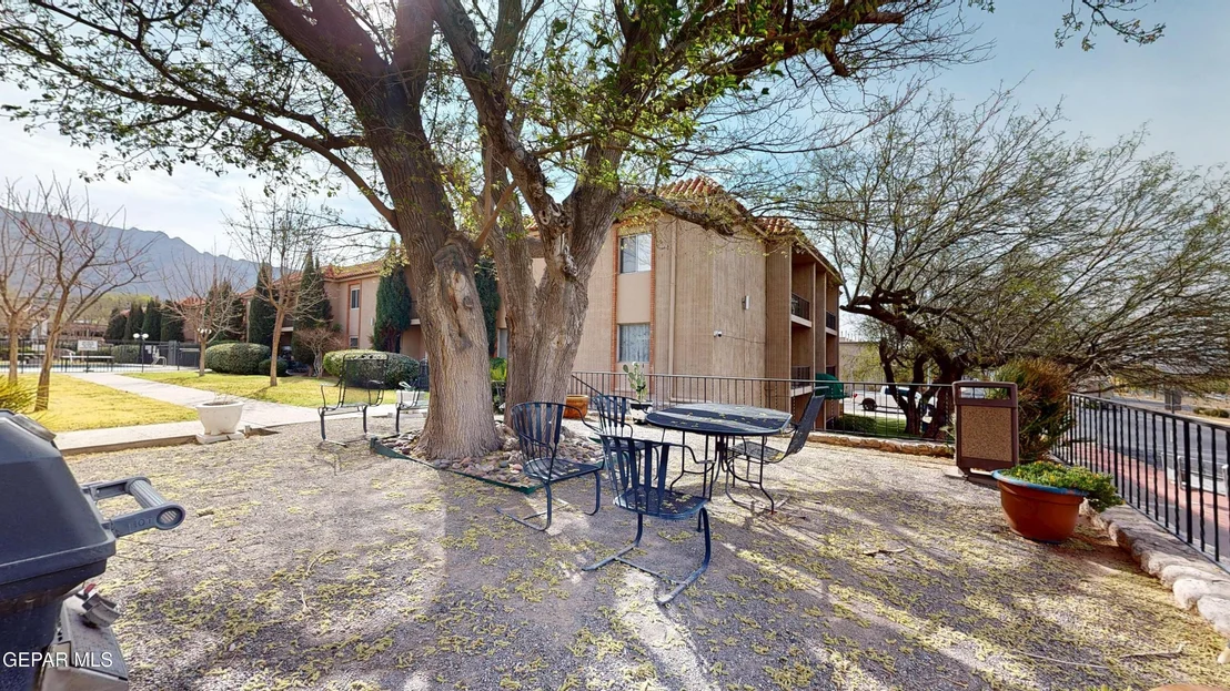 Photo of Unit E7 at 252 SHADOW MOUNTAIN Drive