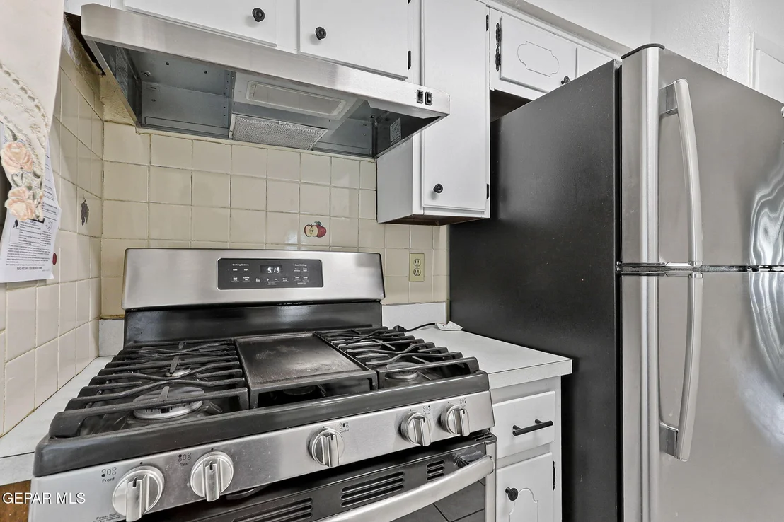Photo of 233 MANUEL Drive