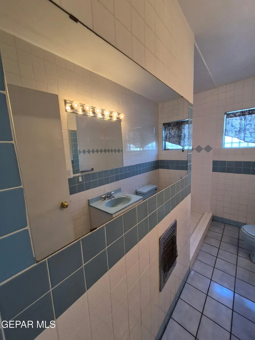 Photo of 7421 alpine Drive