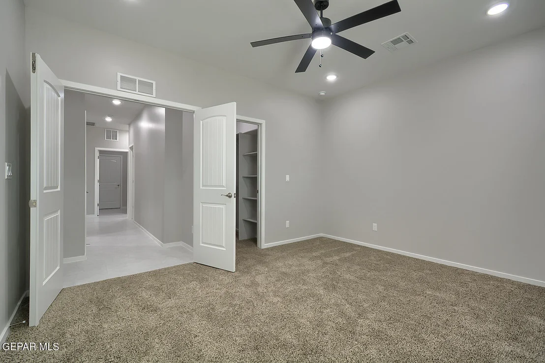 Photo of 13865 Summer Wave Avenue